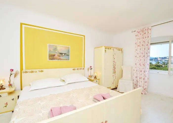 Marini Dvori Дом отдыха Трогир