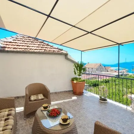 Marini Dvori Ferienhaus Trogir