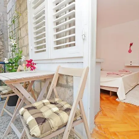 Marini Dvori トロギール